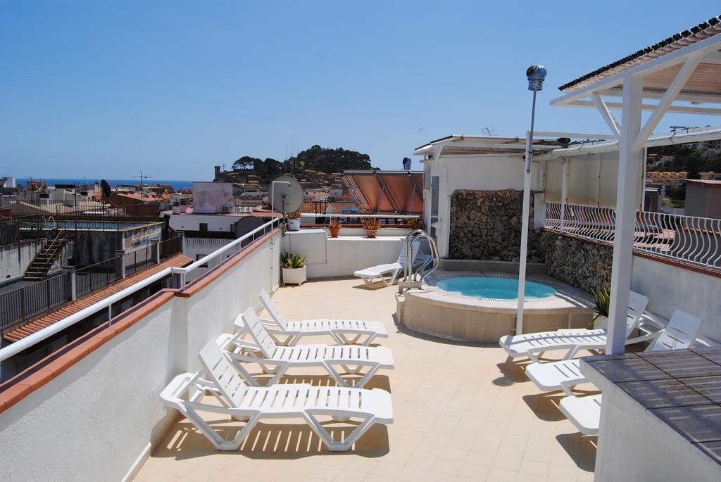 Hotel Hermes Tossa de Mar Exterior photo